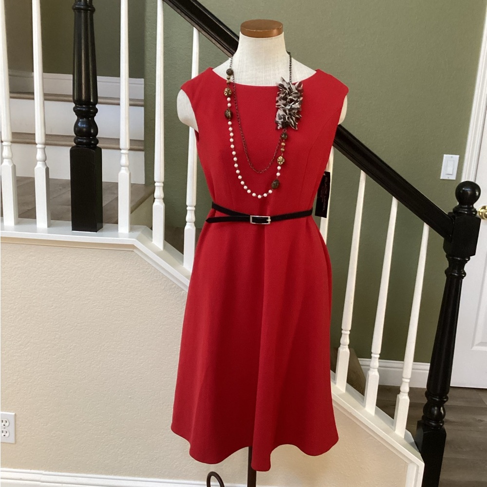 New Elegant Red Sleeveless Dress